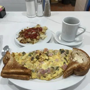 Western omelet with hash browns and coffee