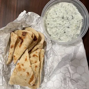 Tzatziki Sauce with Pita