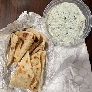 Tzatziki Sauce with Pita