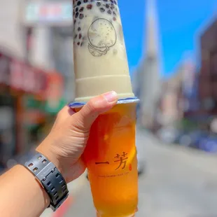 Sugarcane latte w/ Boba X Grapefruit Lemon Green Tea 6/2021