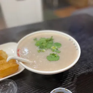 Sliced Pork, Liver and Kidney Congee