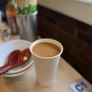 Large Hong Kong Style Milk Tea - @rayz