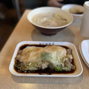 R1. Marinated Beef and Shrimp with Chives Rice Noodle Roll - @rayz