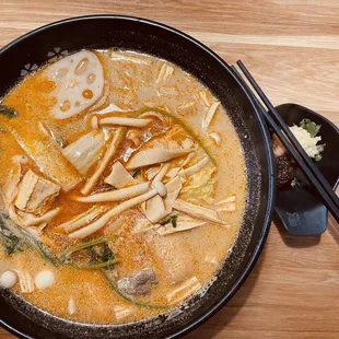 food, ramen and noodles