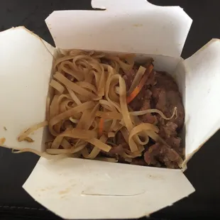 Small portion over price suppose to be lunch 6.50 smh...‍