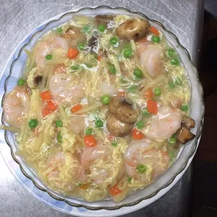 Shrimp in lobster sauce