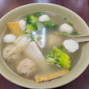 Seafood Wor Won Ton Soup