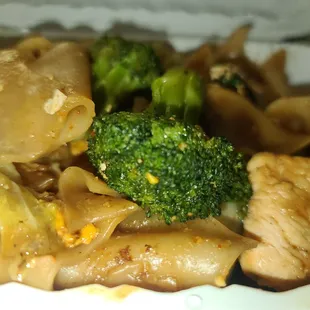 Pad See Ew with Chicken