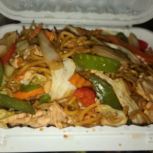 Lo Mein with Chicken
