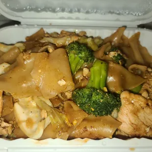 PAD See Ew with Chicken