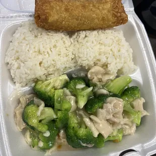 Chicken and broccoli with white sauce and white rice- lunch special with egg roll