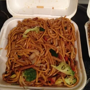 Pork Lo Mein