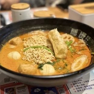 Nearly 1.5 lbs of food PRIOR to them adding the broth.