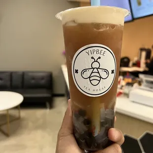 Strawberry green tea w/coconut jelly &amp; boba