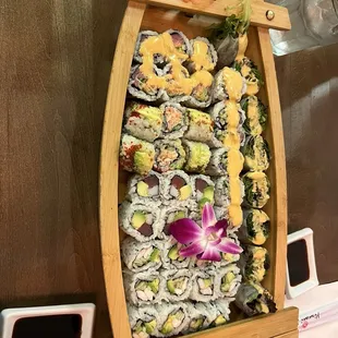 spicy tuna, california honey roll, spring roll, florida roll..?