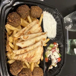 Falafel Yiro Box