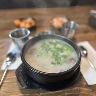 Brisket Sullung Tang with clear noodles