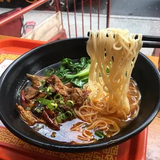 N3. Hot and Spicy Intestine Noodle