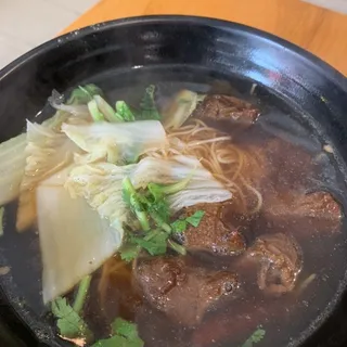 N7. Braised Beef Noodle