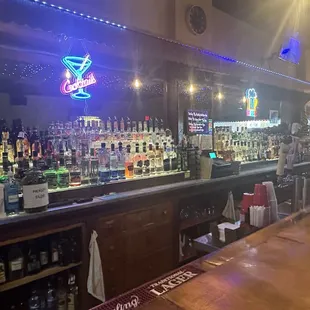 Full Bar