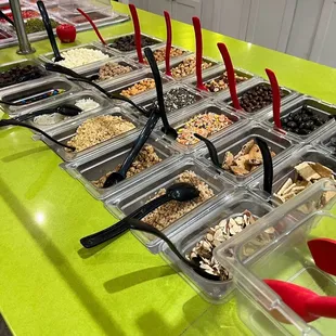 standard toppings -- but you&apos;re paying $20 /lb !