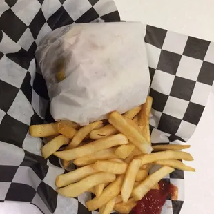 Regular hamburger, or maybe this was the Do it yourself (customized) version?