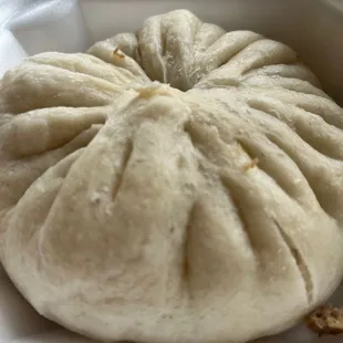 H7 pork with Nappa bun