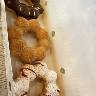 Yummm. Chocolate. Churro and funnel.