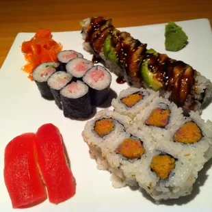 This was my beautiful order of sushi at Yoshi... It was amazing and I&apos;m addicted to this restaurant!