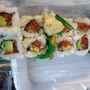 Spicy tuna roll - rice and tun mix were both sweet