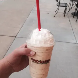 Cake batter cookie dough shake. 16oz