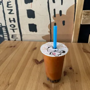 Thai tea latte with oat milk