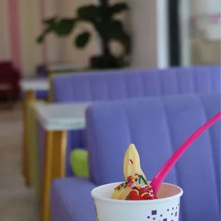 Mango flavoured frozen yogurt