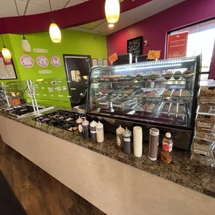 YoFresh Yogurt Cafe