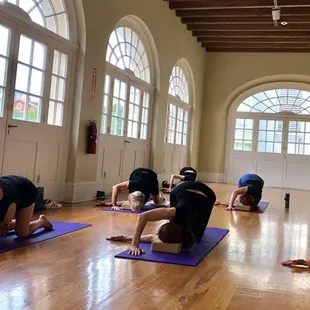 Upper back rotation reduces tension:)