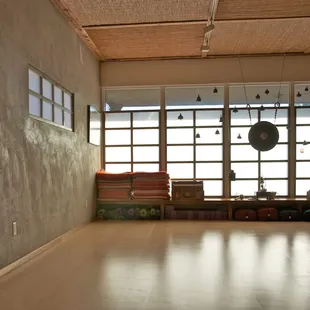 Smaller studio - &quot;bamboo room&quot;