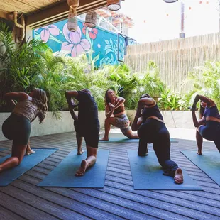 Kaka'ako Yoga