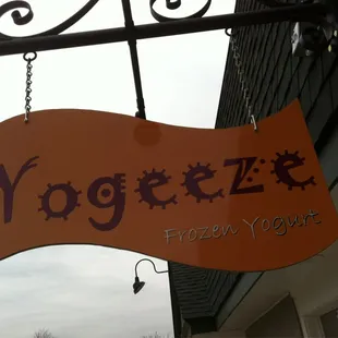 Yogeeze Self Serve Frozen Yogurt