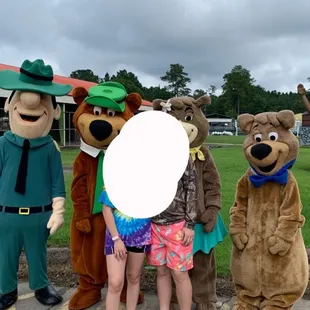 Yogi bear pictures