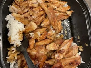 Yogis Grill