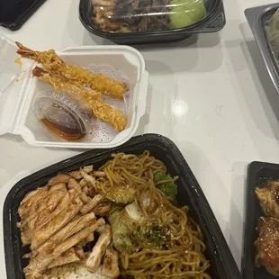 Veggie Yakisoba and Shrimp Tempura (2 pc)