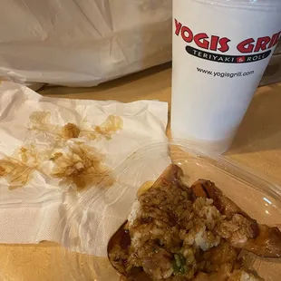 This is the lid they gave me and I had to cover it with a napkin.