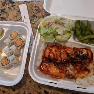 Spicy California roll (full) and salmon plate pickup order