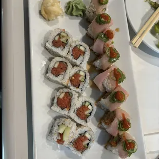 YOGIS Sushi Dinner