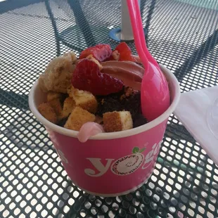 Non fat strawberry, vanilla and chocolate topped with goodies