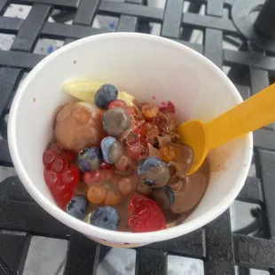 First time I've been s somewhere that the the "shell" chocolate sauce as a topping option.