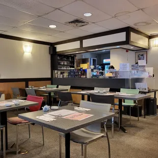 sushi and sashimi, interior