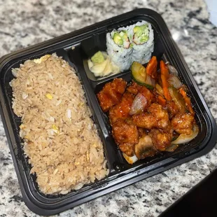 General Tso&apos;s Chicken Dinner Bento Box with Fried Rice