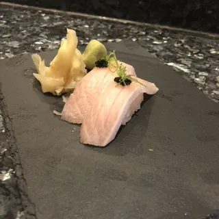 Hamachi Toro