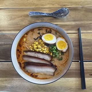 C2. Tonkotsu Ramen-Pork